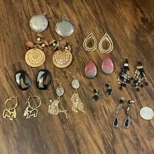 10 pairs of used earrings